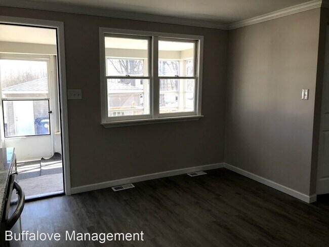 Building Photo - 4 br, 1.5 bath House - 875 New Rd