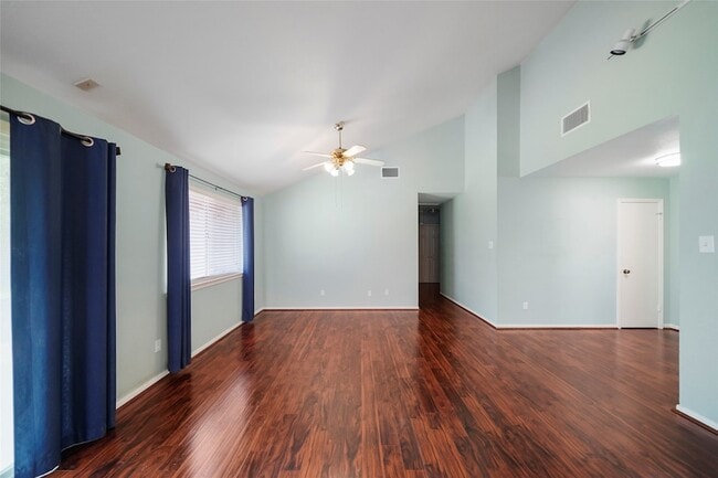 Foto del edificio - 17206 Park Lodge Dr