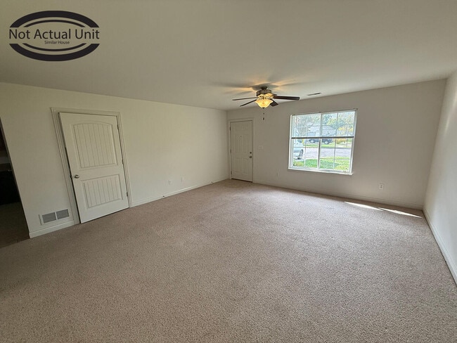 Building Photo - 7437 Noah Ct