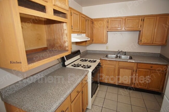 Building Photo - 429a Emerson St