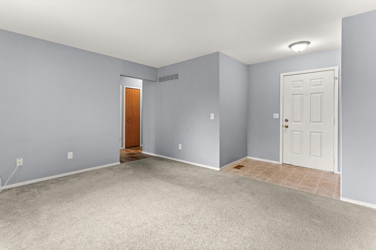 3534 Heritage Pkwy, Dearborn, MI 48124 Townhome Rentals in Dearborn MI