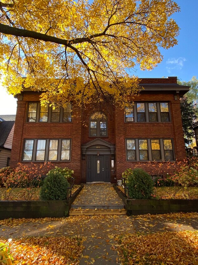 1064 Marshall Ave Unit 2, Saint Paul, MN 55104 Condo for Rent in