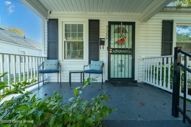 Foto del edificio - 720 Gheens Ave