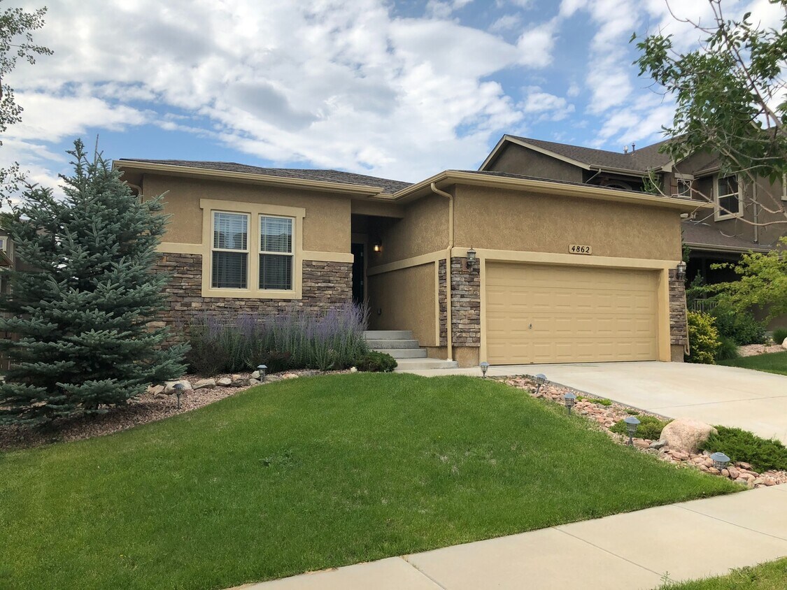 Primary Photo - Ranch Style 4 Bedroom Home in Cordera...sh...