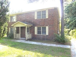 Building Photo - 403 Lennon Dr