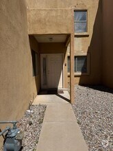 Building Photo - 256 Glenridge Park Ln NE