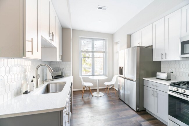 Foto del edificio - 1330 Fairmont St NW