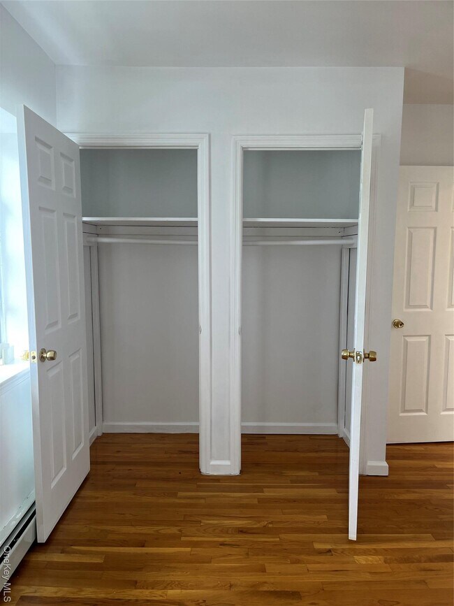 Foto del edificio - 82-81 88th Pl