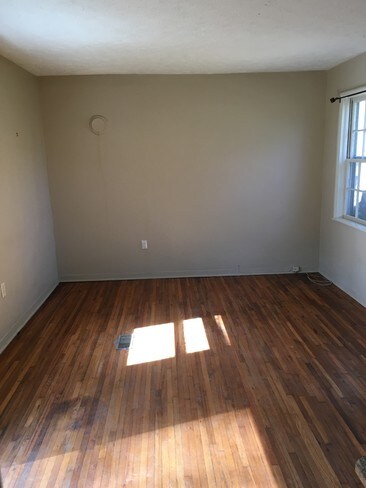 Building Photo - 1241 Pine Spring Drive