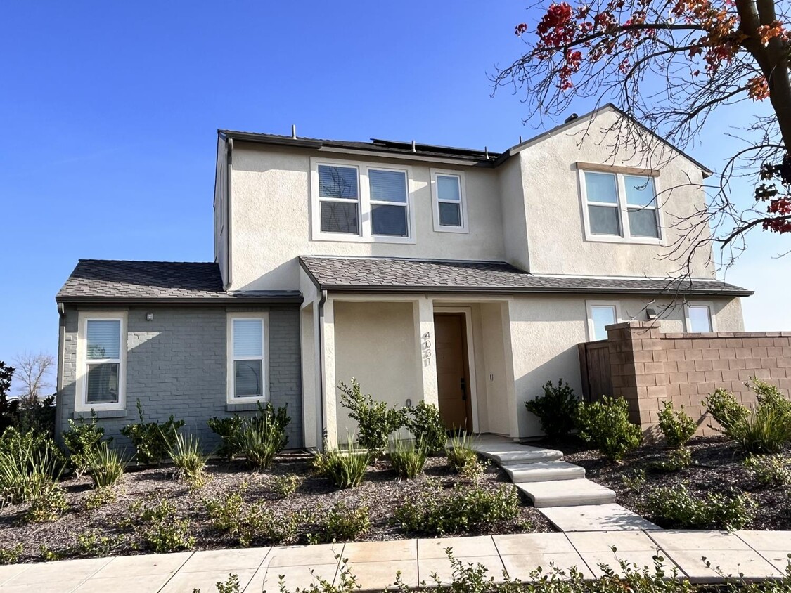 Foto principal - 4031 Dylan Rd