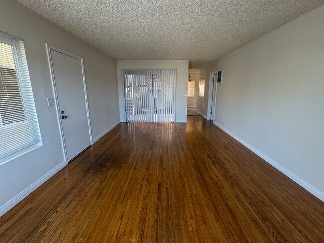 Foto del edificio - 2508 Highland Ave