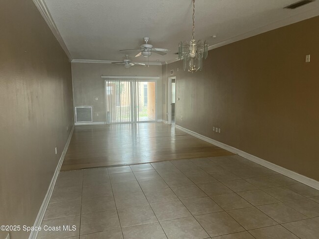 Foto del edificio - 2097 Hidden Grove Ln