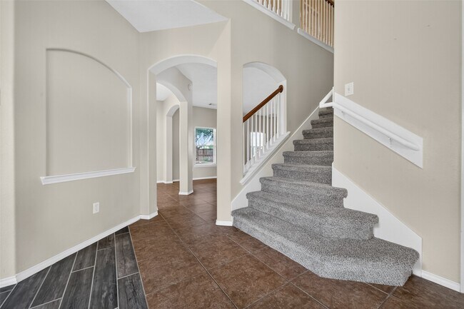 Building Photo - 5006 Mossy Bridge Dr