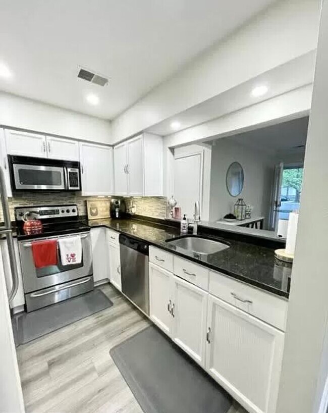 Building Photo - 3152 Anchorway Ct