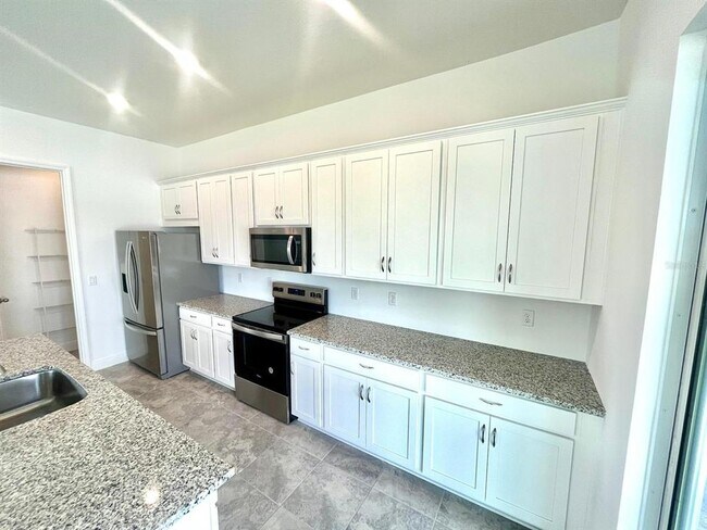 Foto del edificio - 3082 Voyager Ave