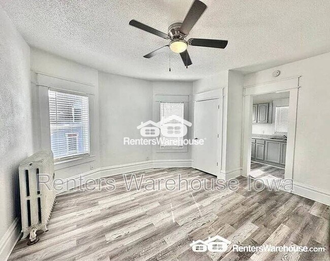 Building Photo - 1076 21st St