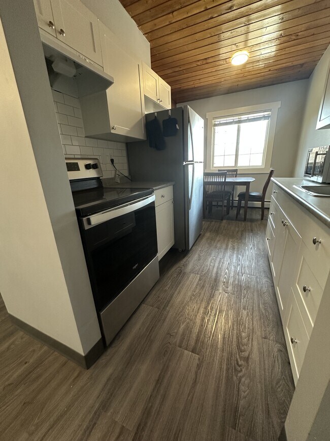 Building Photo - 4621 Veterans Way