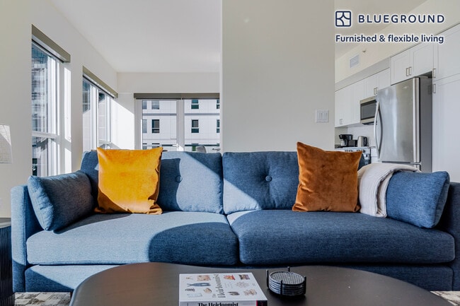 Foto del edificio - 10301 NE 10th St