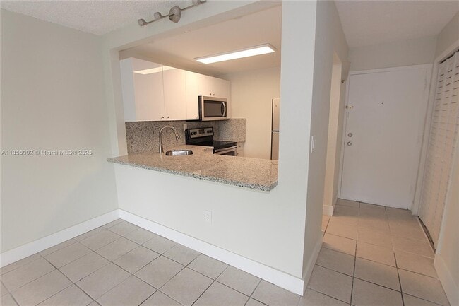 Building Photo - 4550 NW 9th St