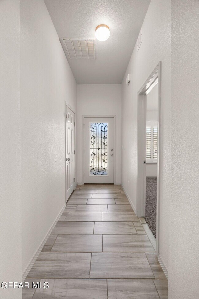 Building Photo - 13932 Sky Harbor Ave