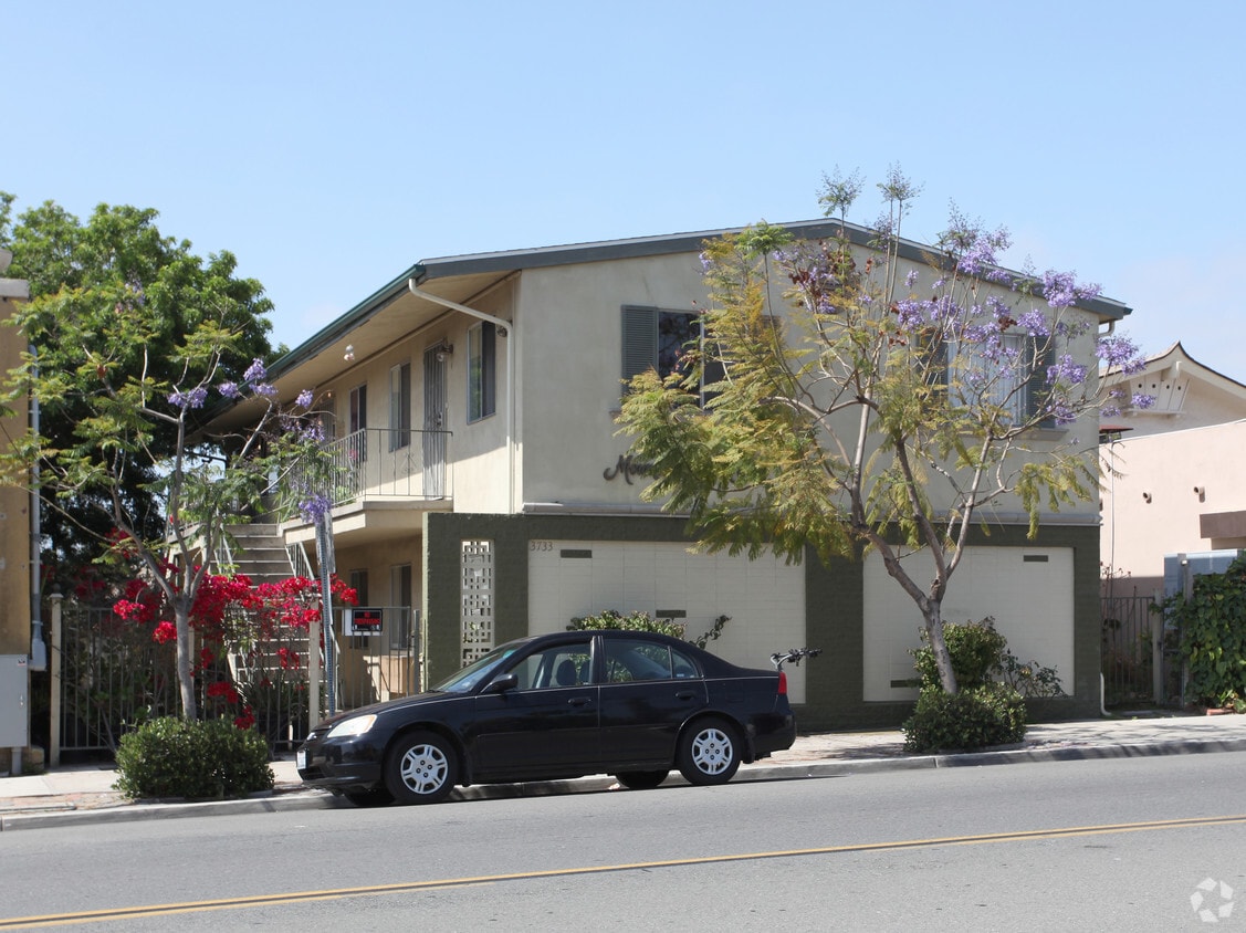 Primary Photo - Mountain View Court