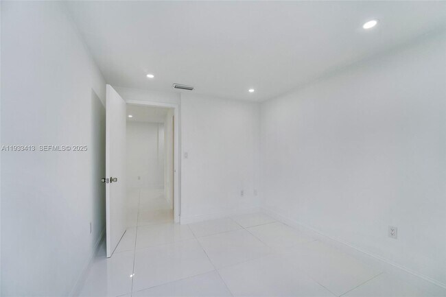 Foto del edificio - 777 SW 9th Ave