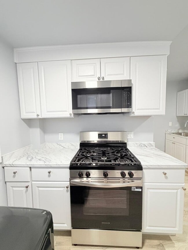 Foto del edificio - 39 Farren Ave