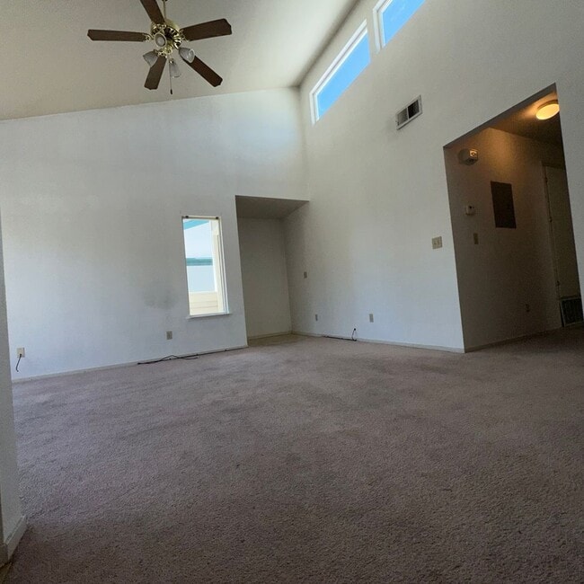 Building Photo - 2661 Sycamore Glen Dr