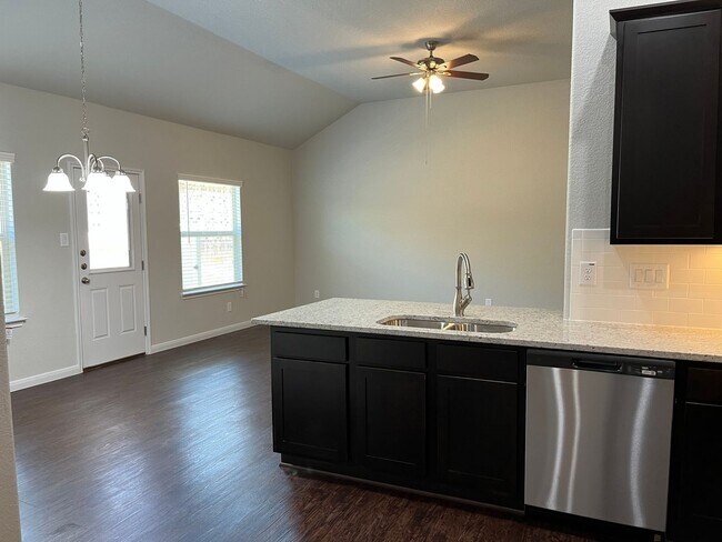 Foto del edificio - Ready for move in!