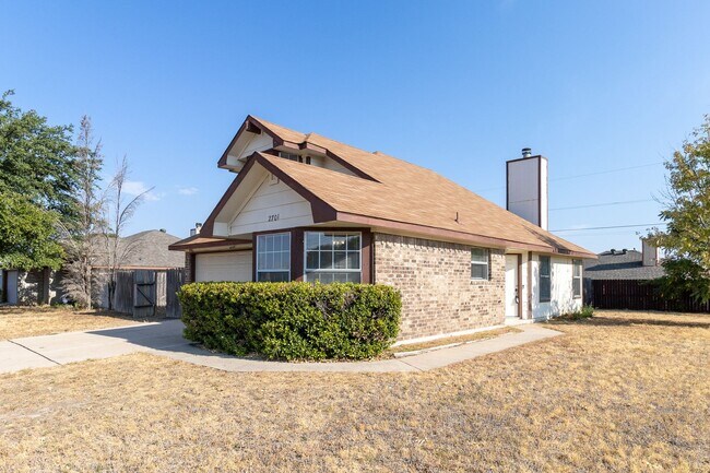 Foto del edificio - Adorable Home on Corner Lot!!!