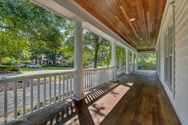 Foto del edificio - 844 Arboretum Dr