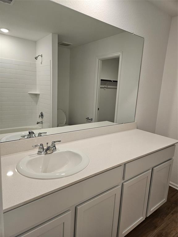 Foto del edificio - 9602 Atwood Lake Dr