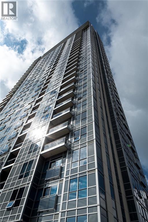 Building Photo - 255 Village Green Square