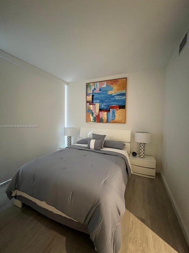Foto del edificio - 55 SW 9th St