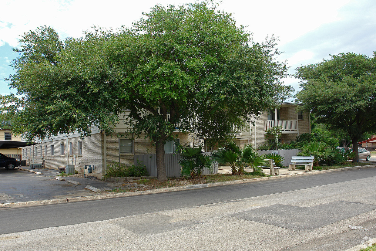 Building Photo - Langley Apartments