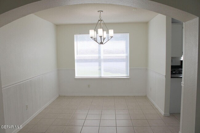 Foto del edificio - 815 Saguaro Park Ct