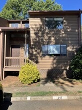 Building Photo - 145 Harvest Dr