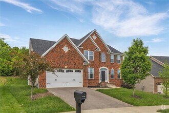 Building Photo - 207 Eddie Lewis Dr