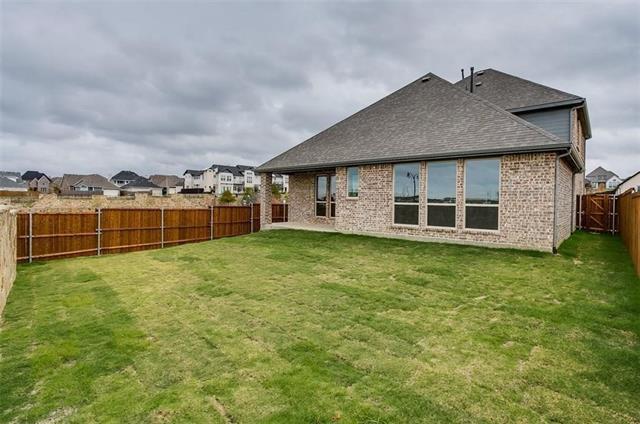 Building Photo - 2161 Balcones Dr