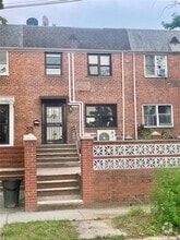 Building Photo - 150-28 76th Rd