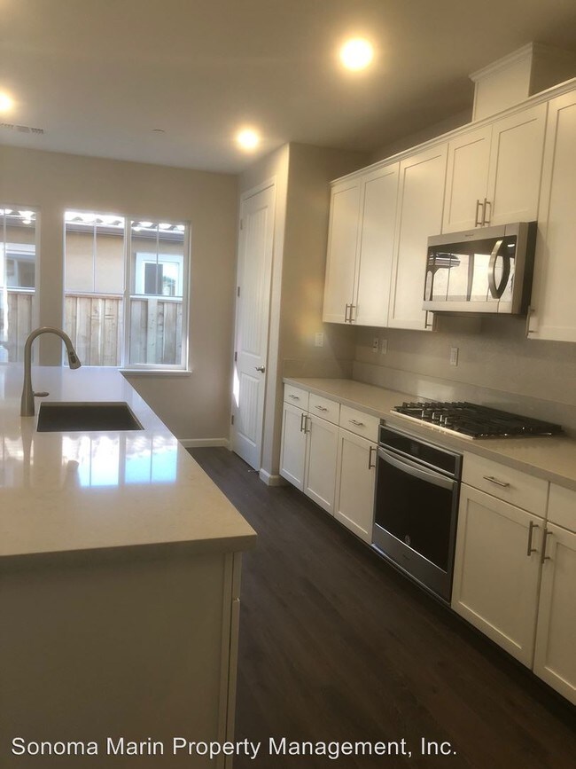Building Photo - 4 br, 3 bath House - 1910 Kite Place