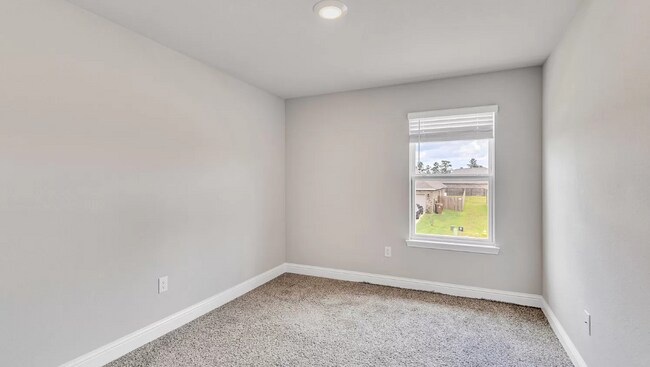 Building Photo - 5444 Leeds Ln