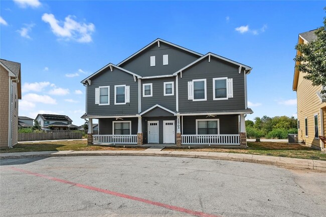 Building Photo - 6639 Pinon Canyon