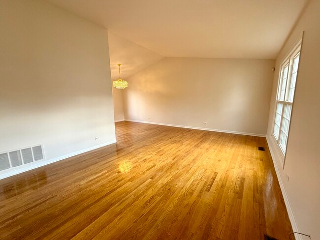 Building Photo - 100 Rumsey Pl