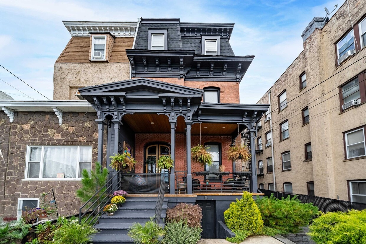 60 Linden Ave Unit 1A, Jersey City, NJ 07305 Condo for Rent in Jersey