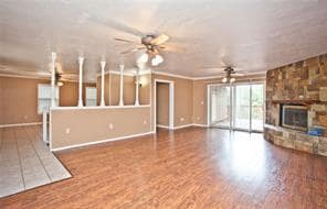 Building Photo - 10123 Summit Dr