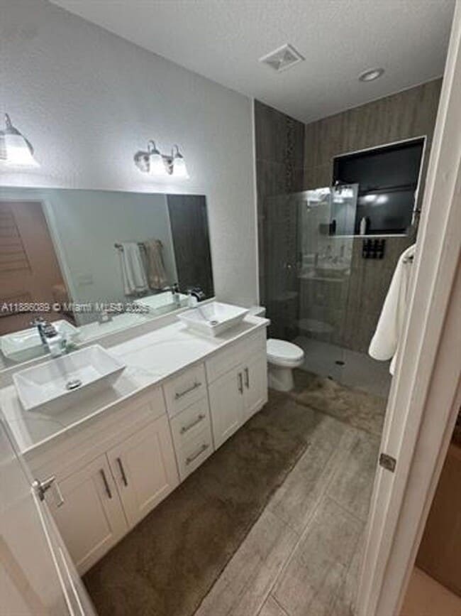 Building Photo - 21545 SW 125th Psge