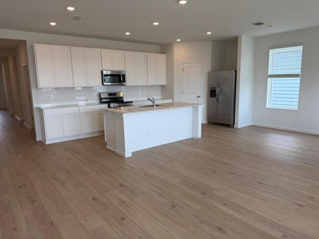 Foto del edificio - 4371 Vibernum Ave