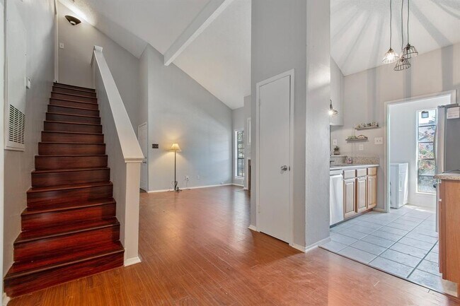 Foto del edificio - 5981 Arapaho Rd