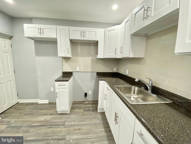 Foto del edificio - 2134 E Birch St